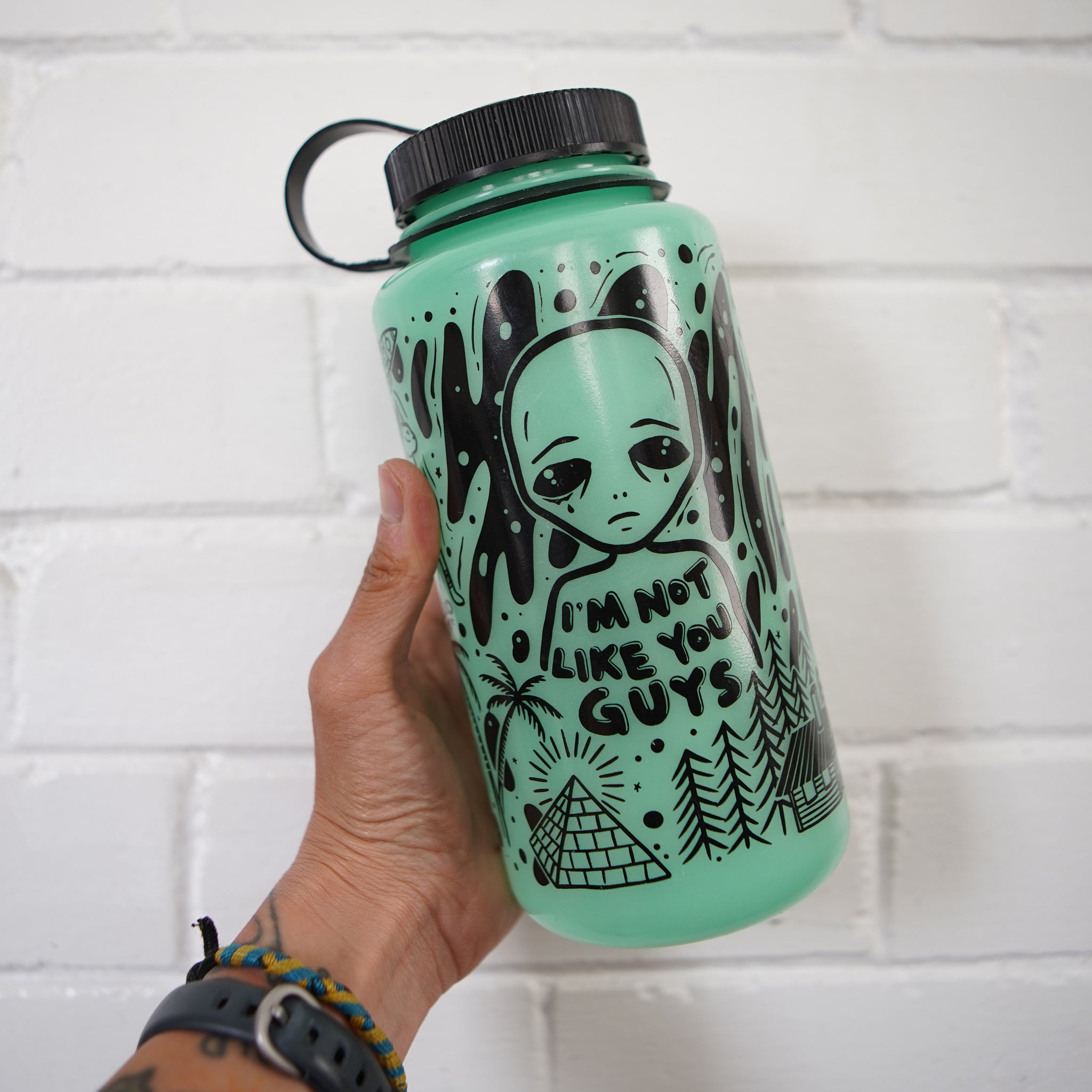 Glow in the Dark Alien 32 oz Nalgene Water Bottle Stuntin HQ